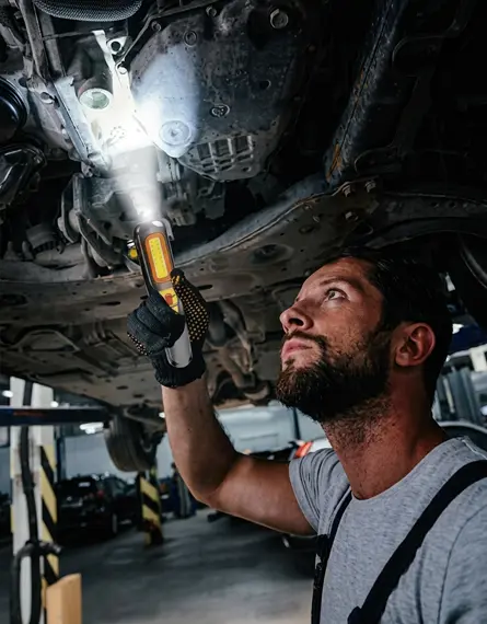 Riparare l'auto